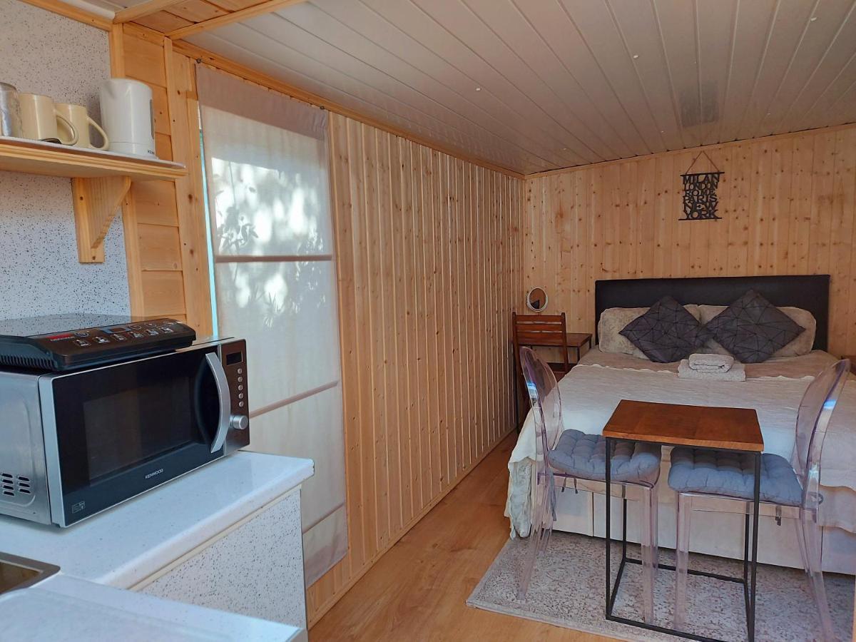 Pretty Studio With A Private Terrace London Ngoại thất bức ảnh