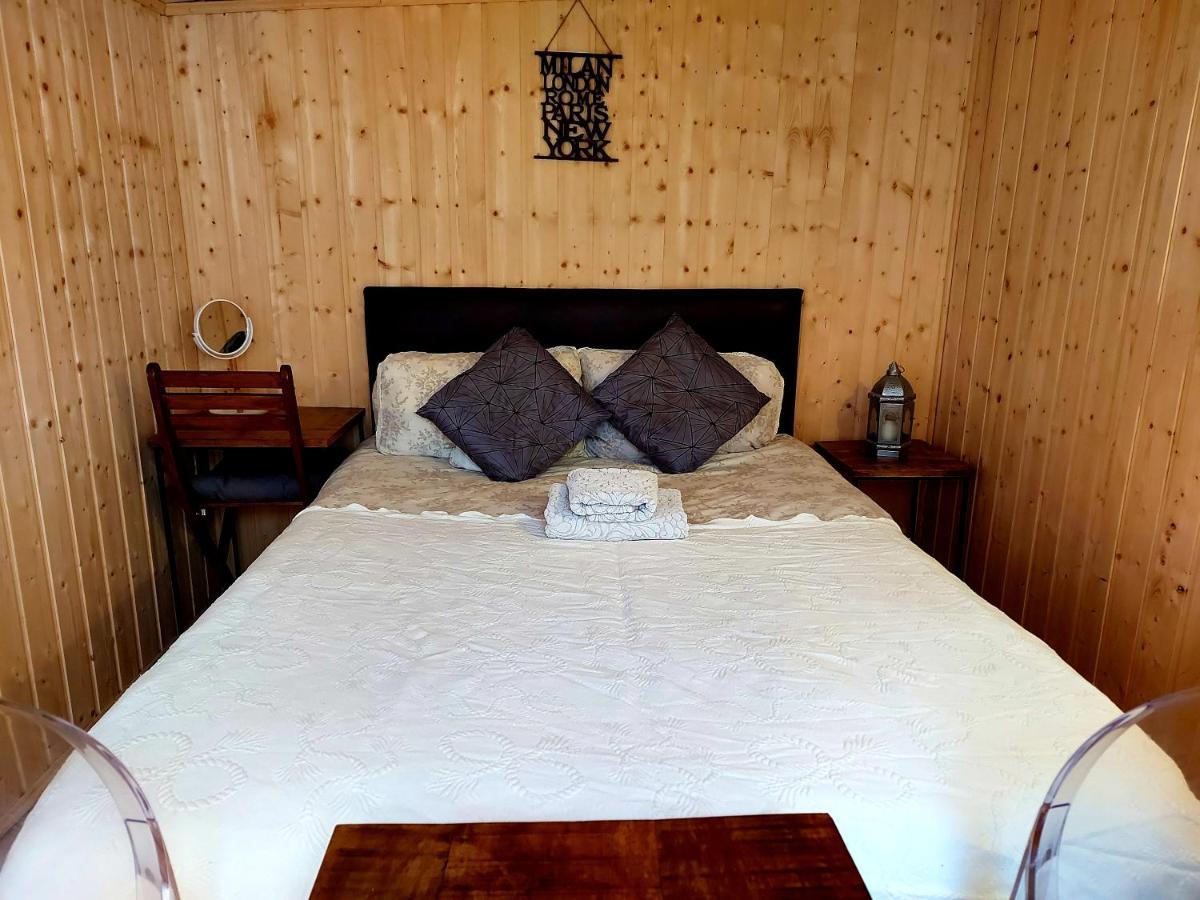 Pretty Studio With A Private Terrace London Ngoại thất bức ảnh