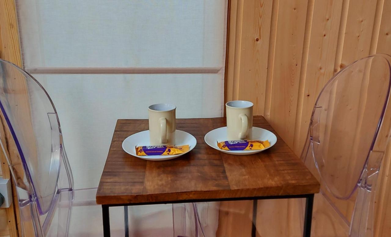 Pretty Studio With A Private Terrace London Ngoại thất bức ảnh